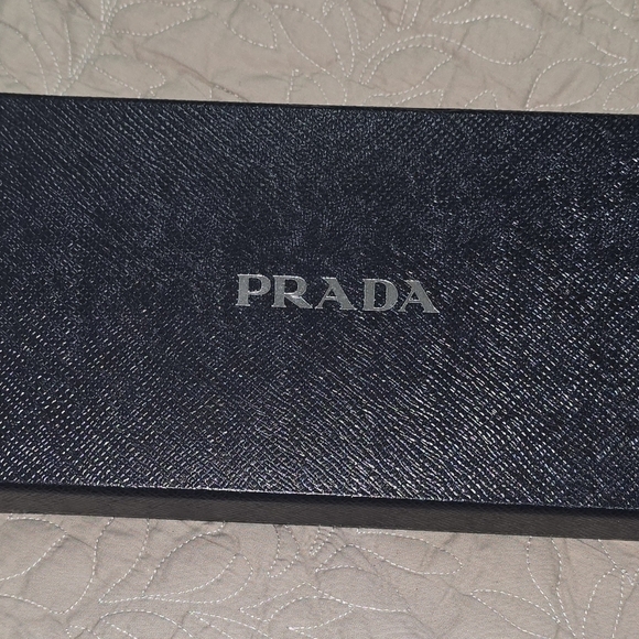 Authentic New Red Prada clutch. Comes With A Box And COA - Picture 8 of 8